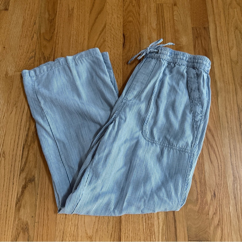 LANDS' END womens blue white stripe nautical drawstring seersucker pants 10